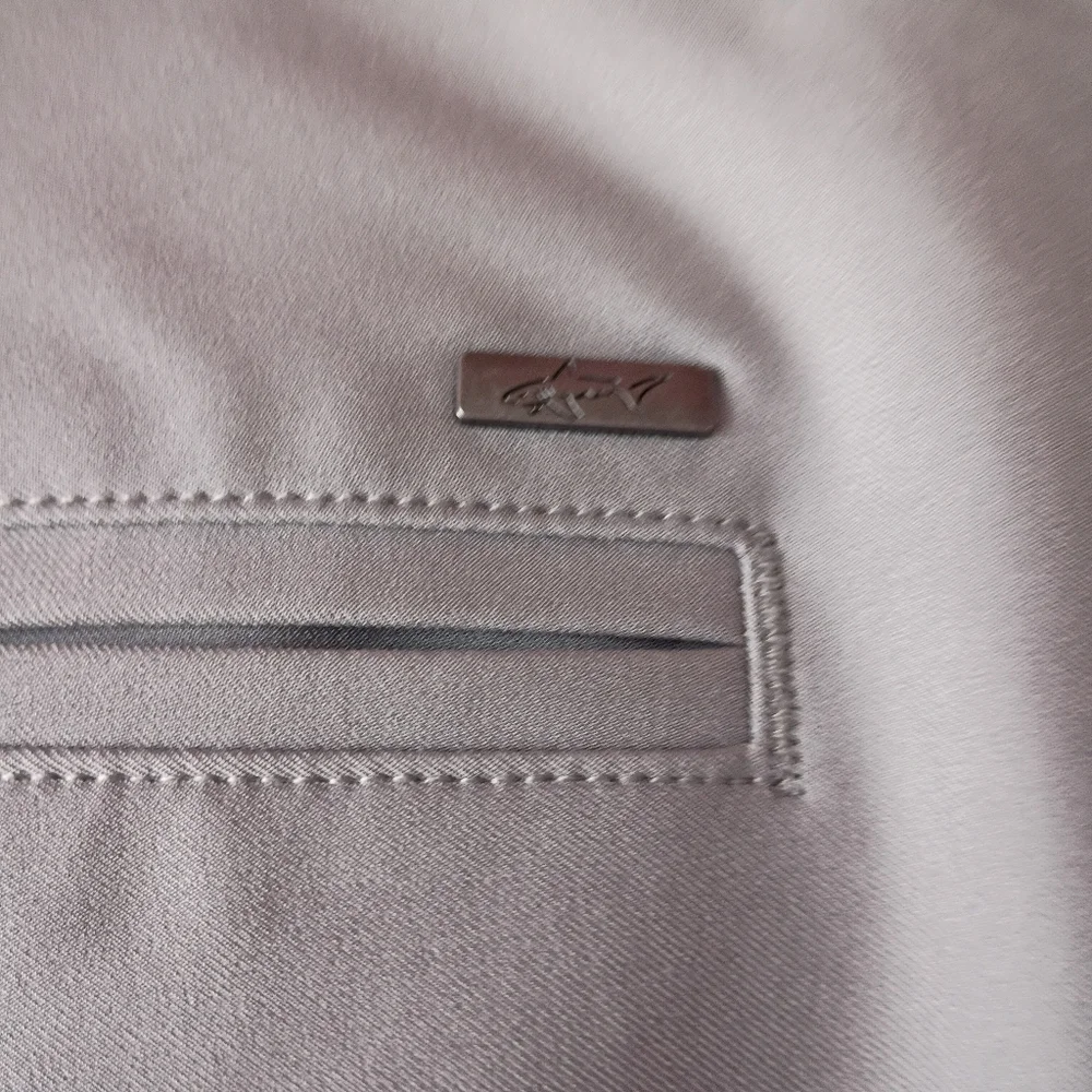Greg Norman Mens Gray‎ Stretch Golf Pants Flat Front Performance 38x29